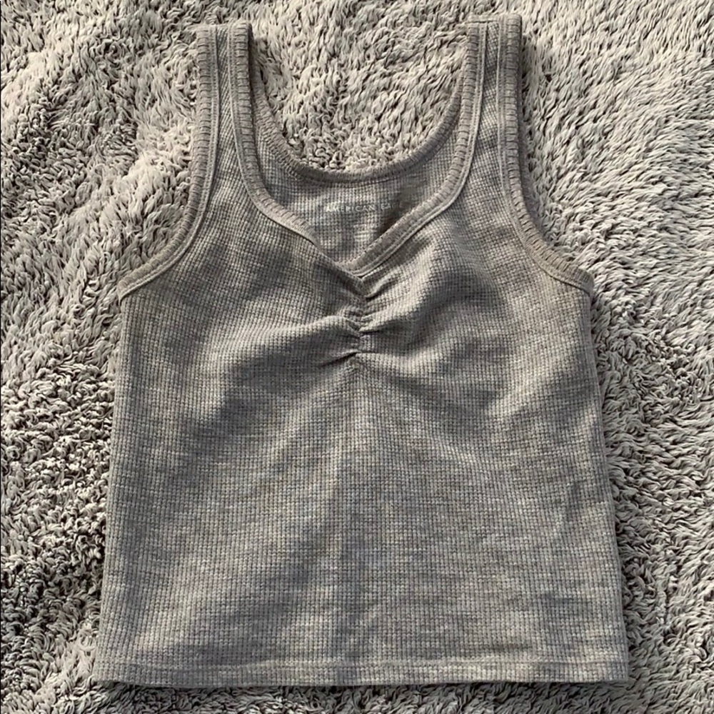 Cropped ribbed layering tank